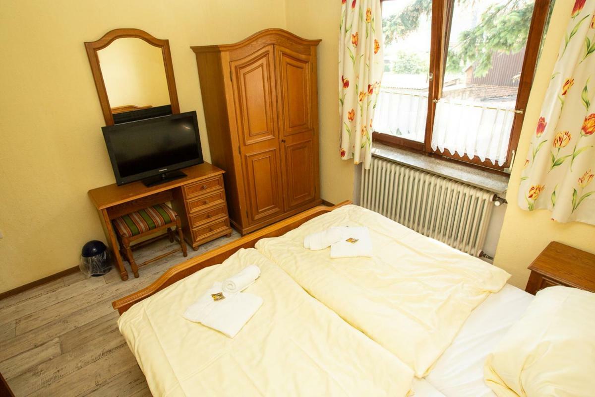 Hôtel Zum Jean Bonnet à Hofgeismar Extérieur photo