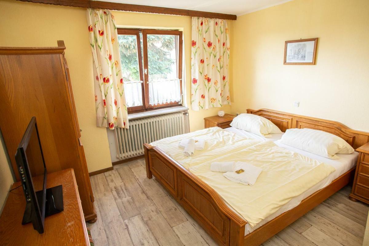 Hôtel Zum Jean Bonnet à Hofgeismar Extérieur photo